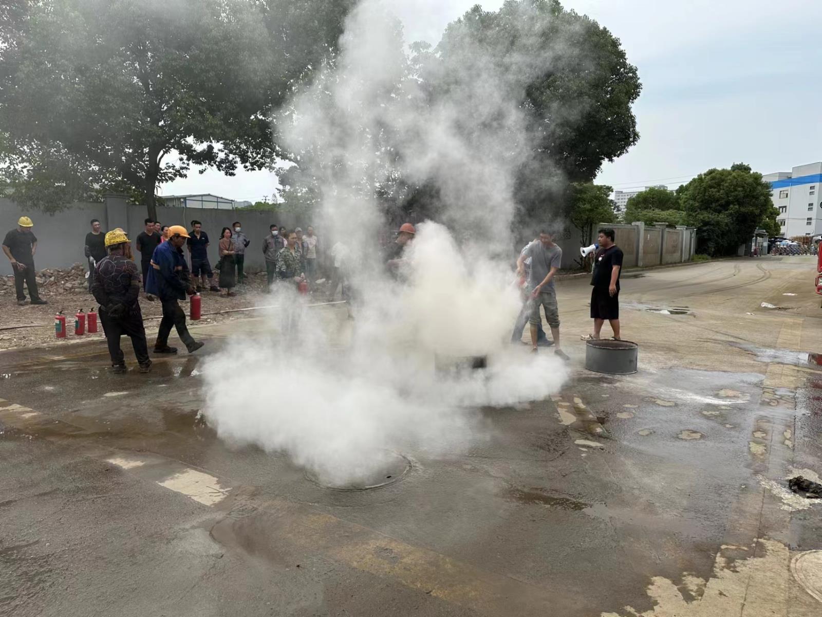 秀洲分揀中心消防演練3.jpg 秀洲分揀中心消防演練3.jpg